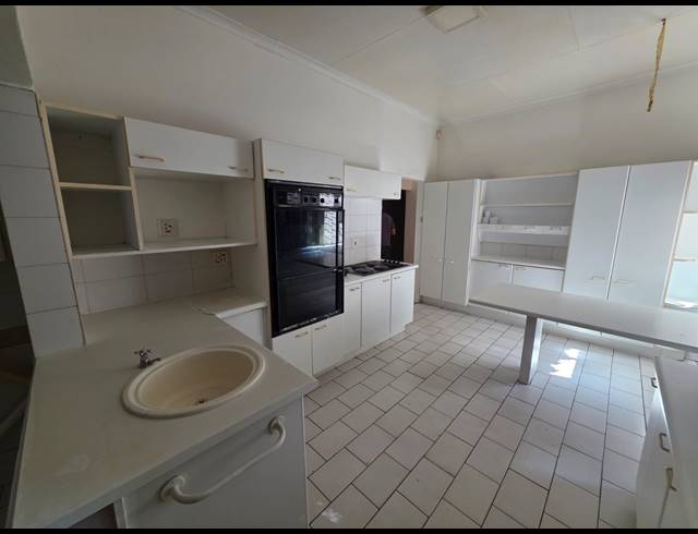 4 BEDROOM HOUSE FOR SALE IN SASOLBURG EXT 4